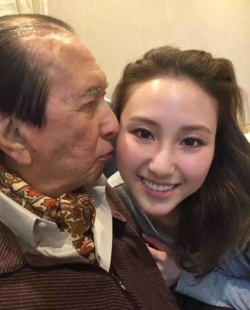 98岁赌王何鸿燊去世!5000亿家产豪门争夺战将上线