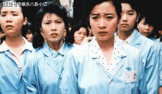 52岁陈小艺堪称赢家，老公才华横溢捧红过张嘉译
