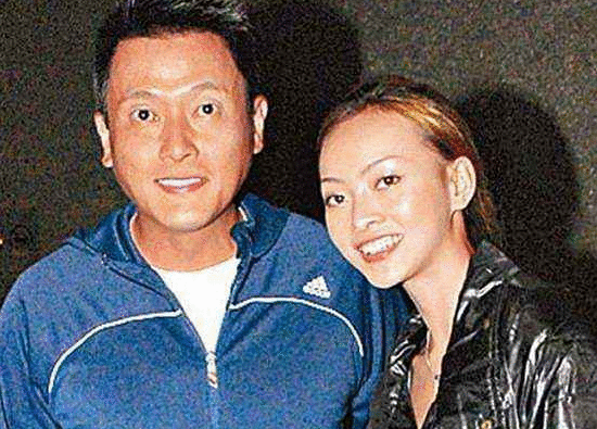 魏骏杰妻子曝离婚原因，感情上得不到关心，为
