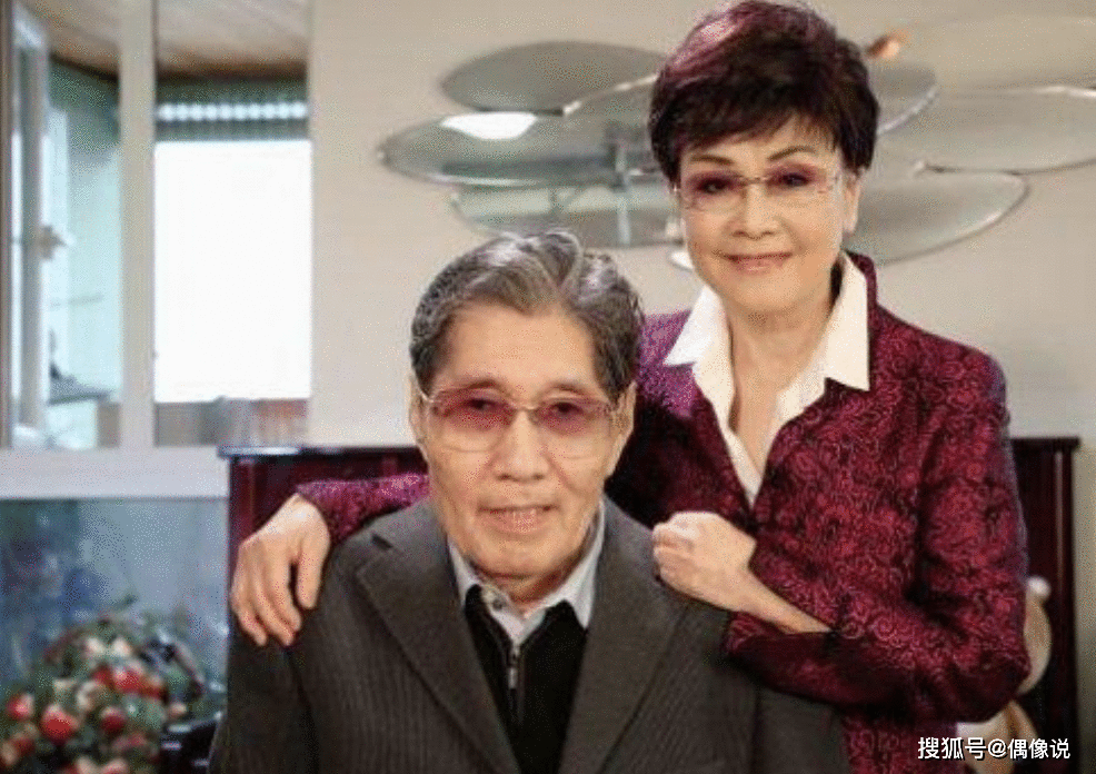 李谷一二婚丈夫去世！夫妻相伴几十年，给唯一