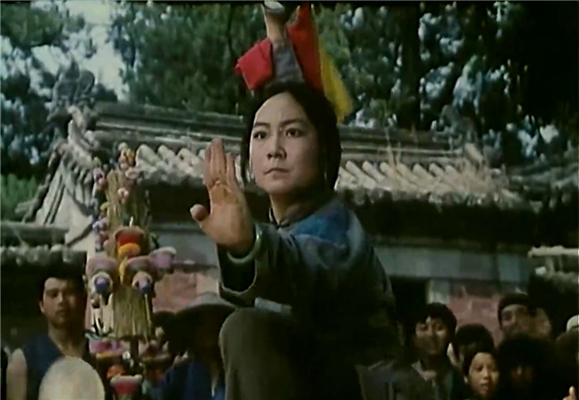 1983年，李连杰师叔一部功夫片：春晚打广告，央