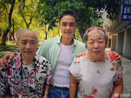 大悲157天后！明道承认升级当爸，妻子王婷萱漂
