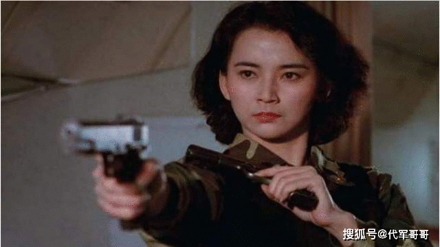 62岁胡慧中近况曝光，嫁给眼科医生生下一女，如