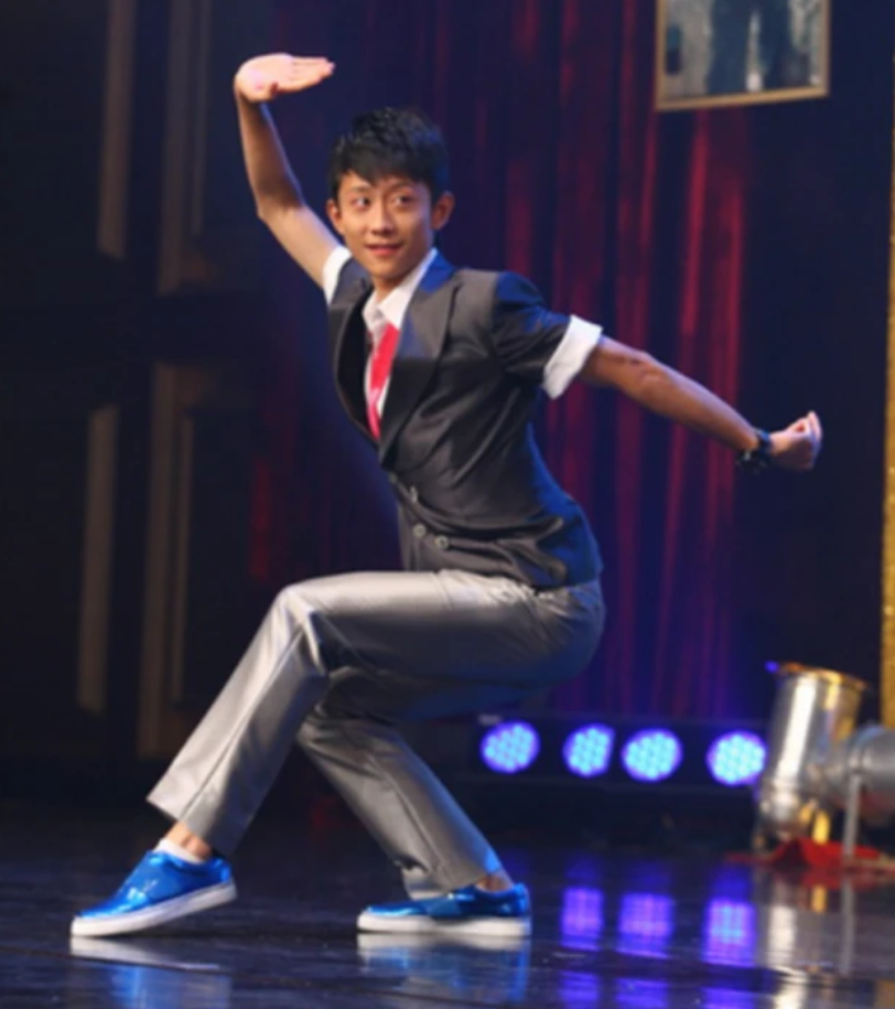 演艺圈深藏不露“功夫高手”，张一山黄子韬清