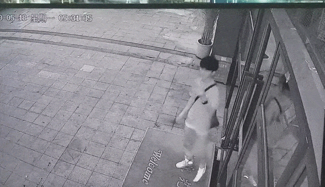 “自首是不会自首的,直到你们抓到我!”民警