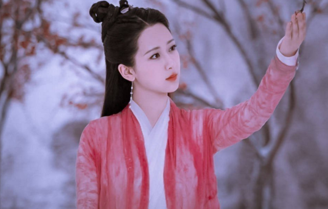 杨紫黑粉被告后伪造公章做证据，现处罚结果出