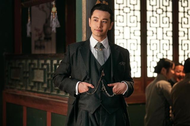 baby和公司解约后疑重回黄晓明怀抱，隔空秀恩爱