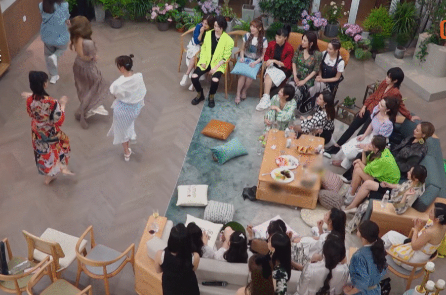 同为“静姐”性格却不同，宁静霸气护队友，伊