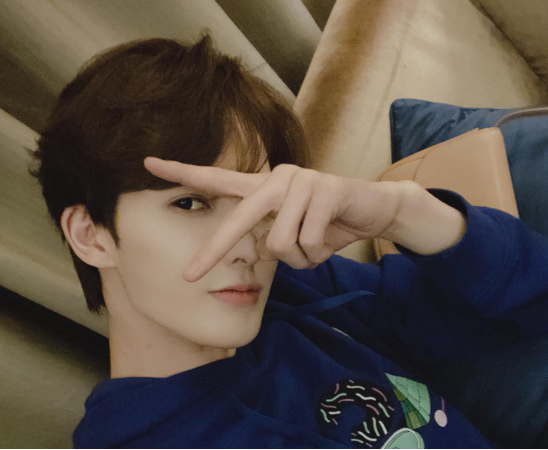 范丞丞p图太猛，沈腾瞬间年轻15岁，朗朗也成了