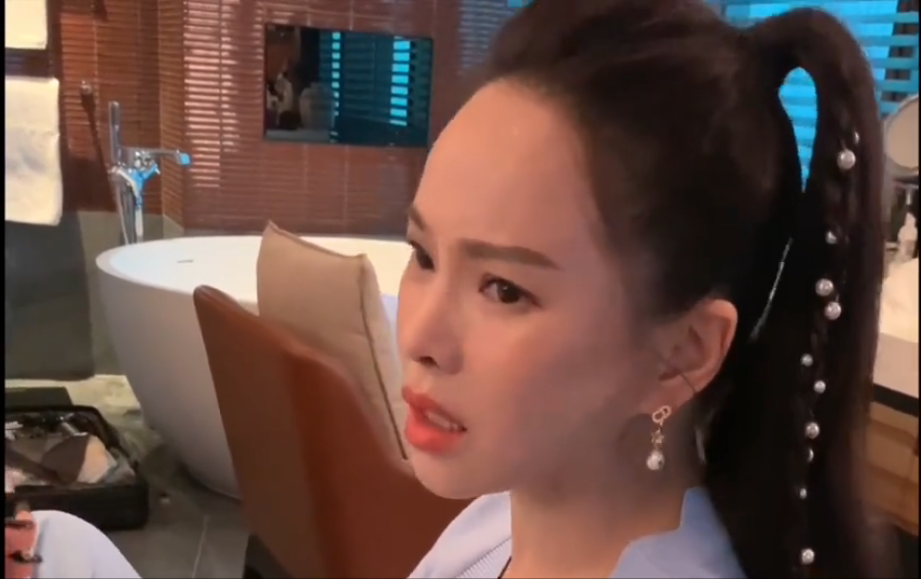 伊能静回应拉踩宁静事件,边哭边撇清责任:我