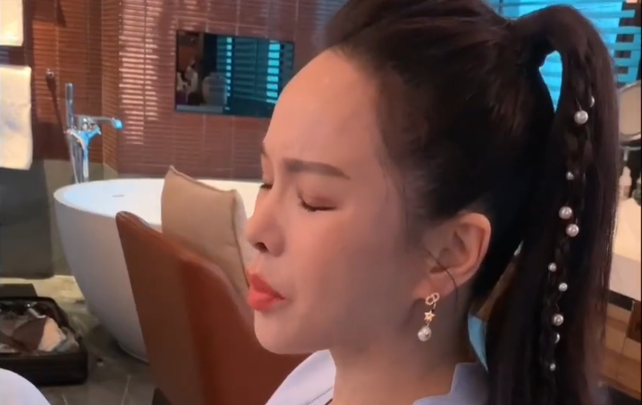 伊能静回应拉踩宁静事件,边哭边撇清责任:我