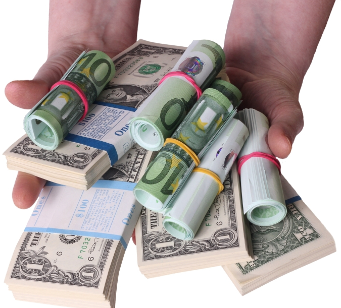 有鱼智还信用卡代还：信用卡逾期潮接连不断就