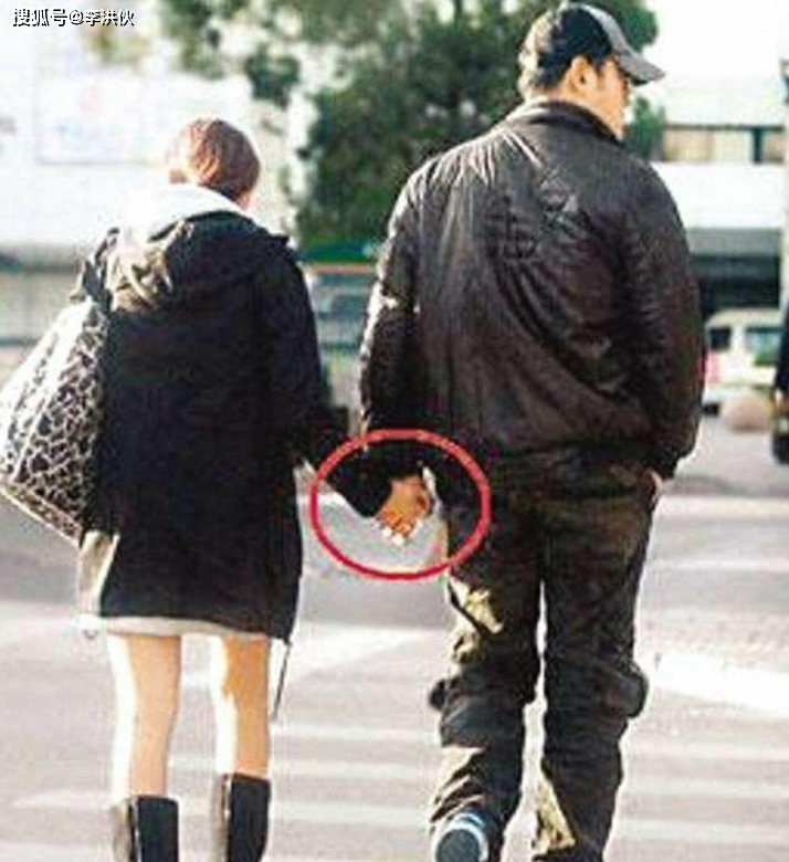 曾被庾澄庆万般宠爱，嫁小10岁秦昊继续当公主，