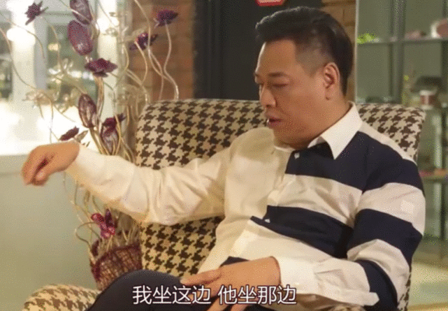 “如花”全家福曝光，妻子女儿美得不像话，重