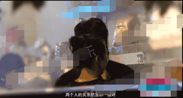 41岁董璇疑有新恋情，与90后小鲜肉聚餐动作亲昵