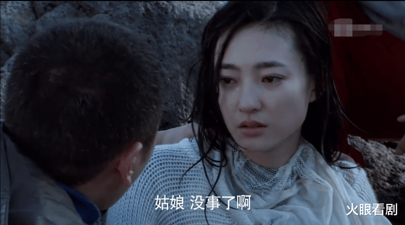 王丽坤为角色去精神病院体验三个月，杀青后不