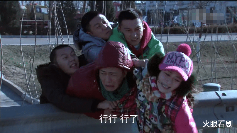 王丽坤为角色去精神病院体验三个月，杀青后不