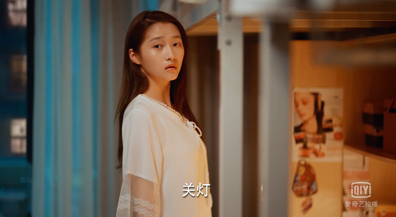 关晓彤这部新剧必推，总算演起霸道姐了，让人