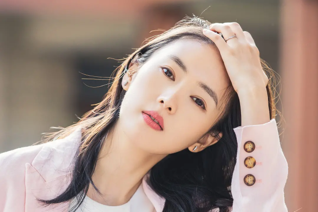 《二十不惑》将撞档《三十而已》？这个暑假档