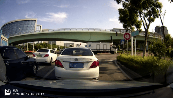 曾厝垵这样的店面一个月租金要十几万?!下辈