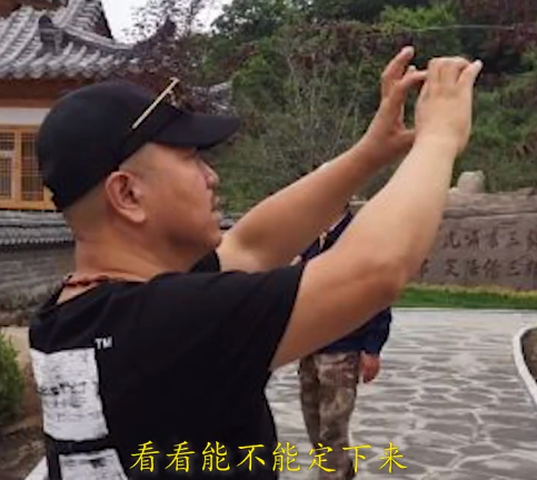 这是要自立门户？无缘饰演刘能之后，王小利自