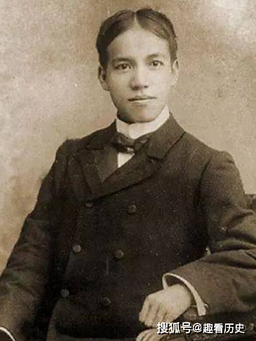 他为革命事业奔走一生,遇到心动女子还向妻子