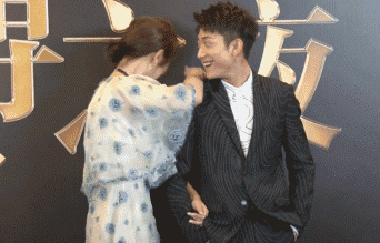 张一山宋妍霏恋爱？聚会返回到女方家中，次日