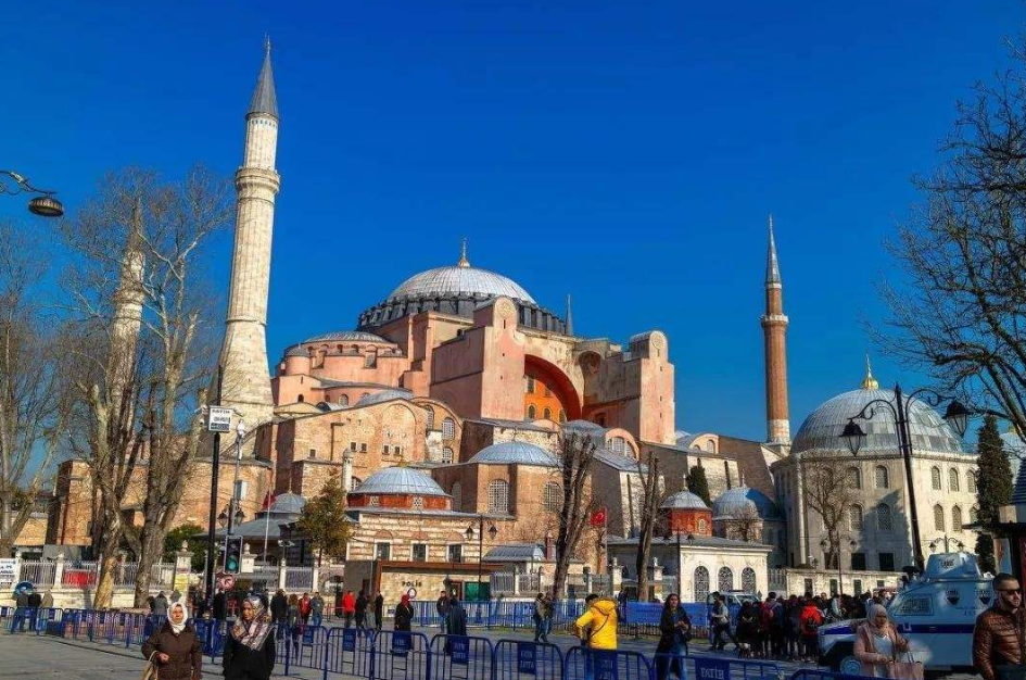 埃尔多安表示圣索菲亚大教堂，将由500名警察日