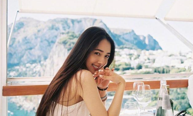 向佐娶郭碧婷，与其说是真爱，不如说是为了所