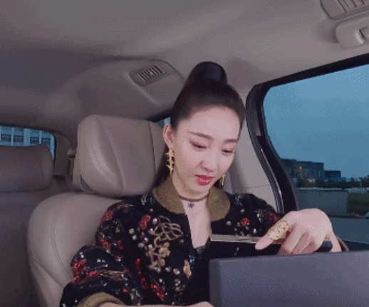 王丽坤发长文告别舞台:没有遗憾，只有想念，不