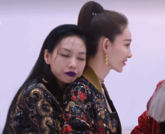 王丽坤发长文告别舞台:没有遗憾，只有想念，不