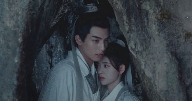 鞠婧祎、宋威龙新剧开播，全网热度第3，但滤镜