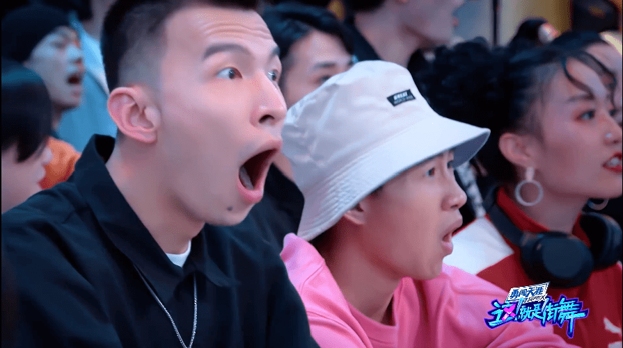 豆瓣9.0,这档零黑幕,刚开播就爆了丨毒药头条