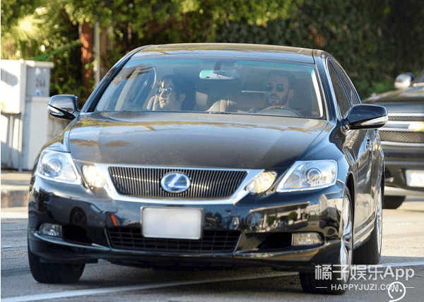 漫威女孩1个月连塌四房！抖森热恋被曝想和剑桥