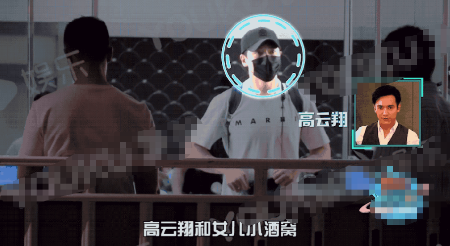 赴宴带小11岁鲜肉男,共回家疑同居,从原谅教主到