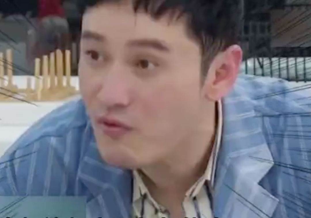 黄晓明溶妆后打回原形，双目无神轮廓消失，香