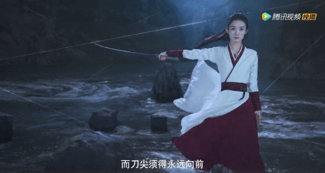 再现高情商！被问王一博是否请过客，赵丽颖圆