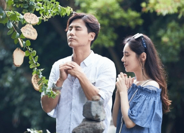 亲妈卖惨亲爹隐形，4000万安置费是泡影，真娱乐