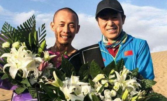 张艺谋审美改变竟用网红脸？新晋00后谋女郎首亮