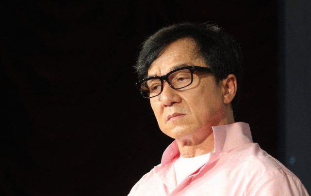 亲妈卖惨亲爹隐形,4000万安置费是泡影,真娱乐