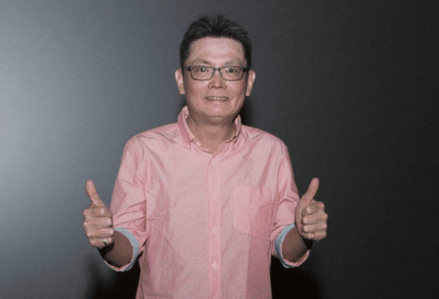 周星驰电影里的配角都可以换,唯独他不能换,