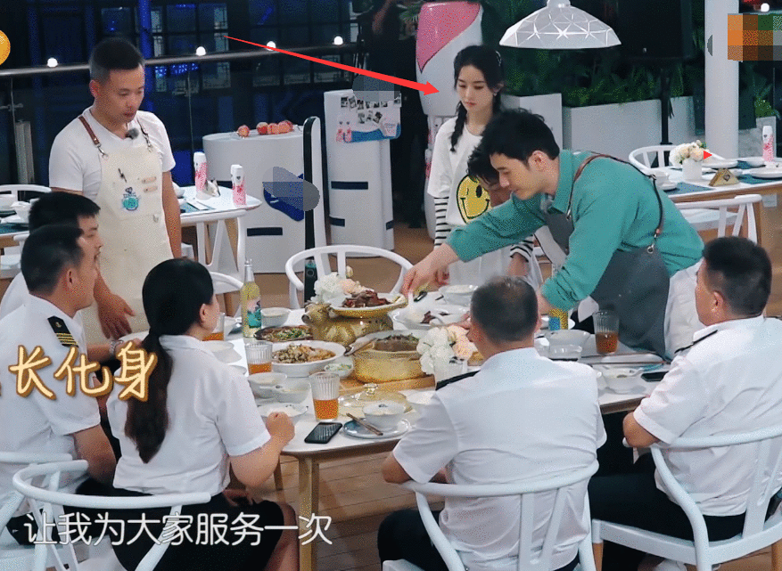 《中餐厅4》赵丽颖只是心急不会沟通，林大厨才