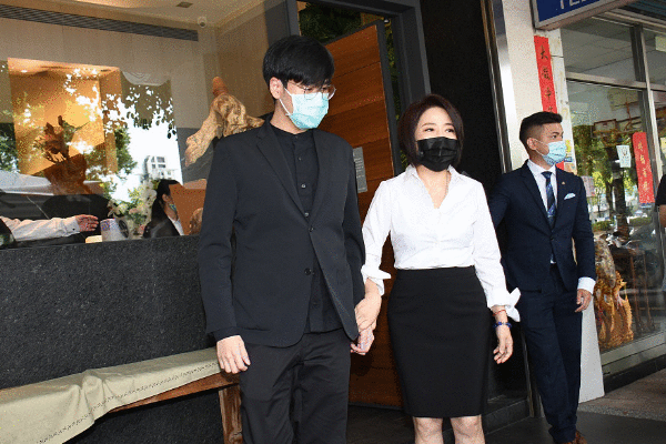 女星罗霈颖死因曝光，检验报告出炉，遗体不解