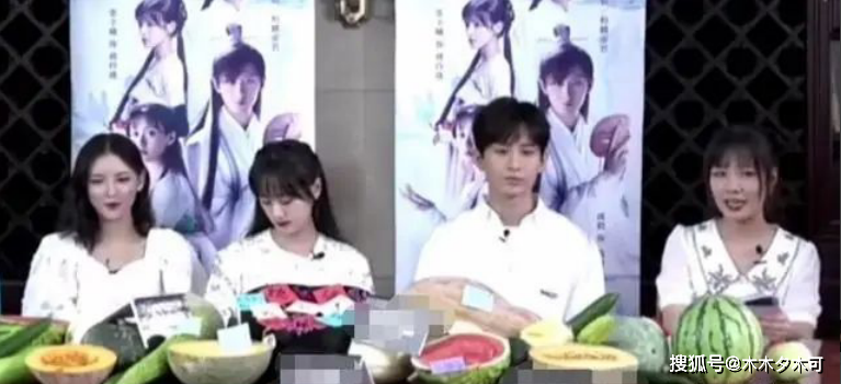 导演安排真亲，大大方方营业挺好的，比邓伦杨