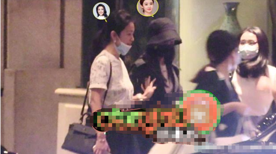 懒理被批扒菜，赵丽颖李雪深夜聚餐，亲密热聊