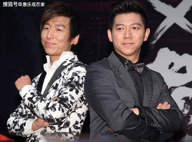 45岁胡海泉精力旺盛！与三女子聚餐泡吧至凌晨，