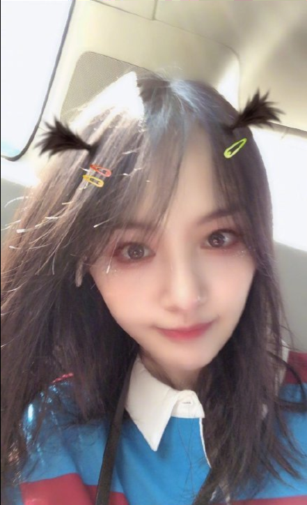 郑爽又出迷惑操作，售卖自拍教程69元一份，网友