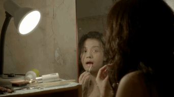 本色出演就夸演技好？求求别再吹杨超越「灵」