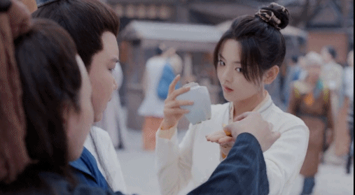 本色出演就夸演技好？求求别再吹杨超越「灵」