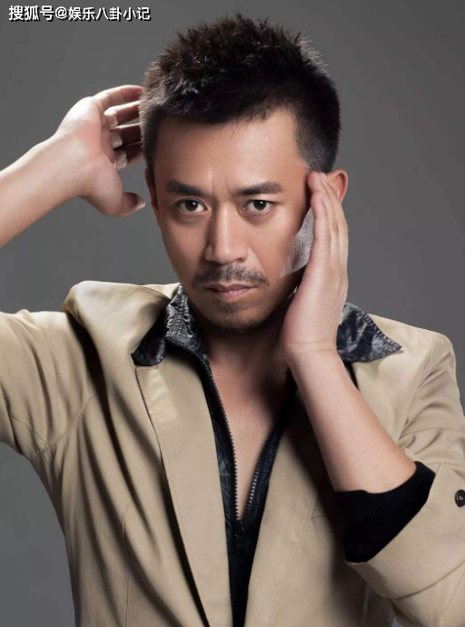 低调的老戏骨，3段婚姻2次净身出户，闪婚小15岁